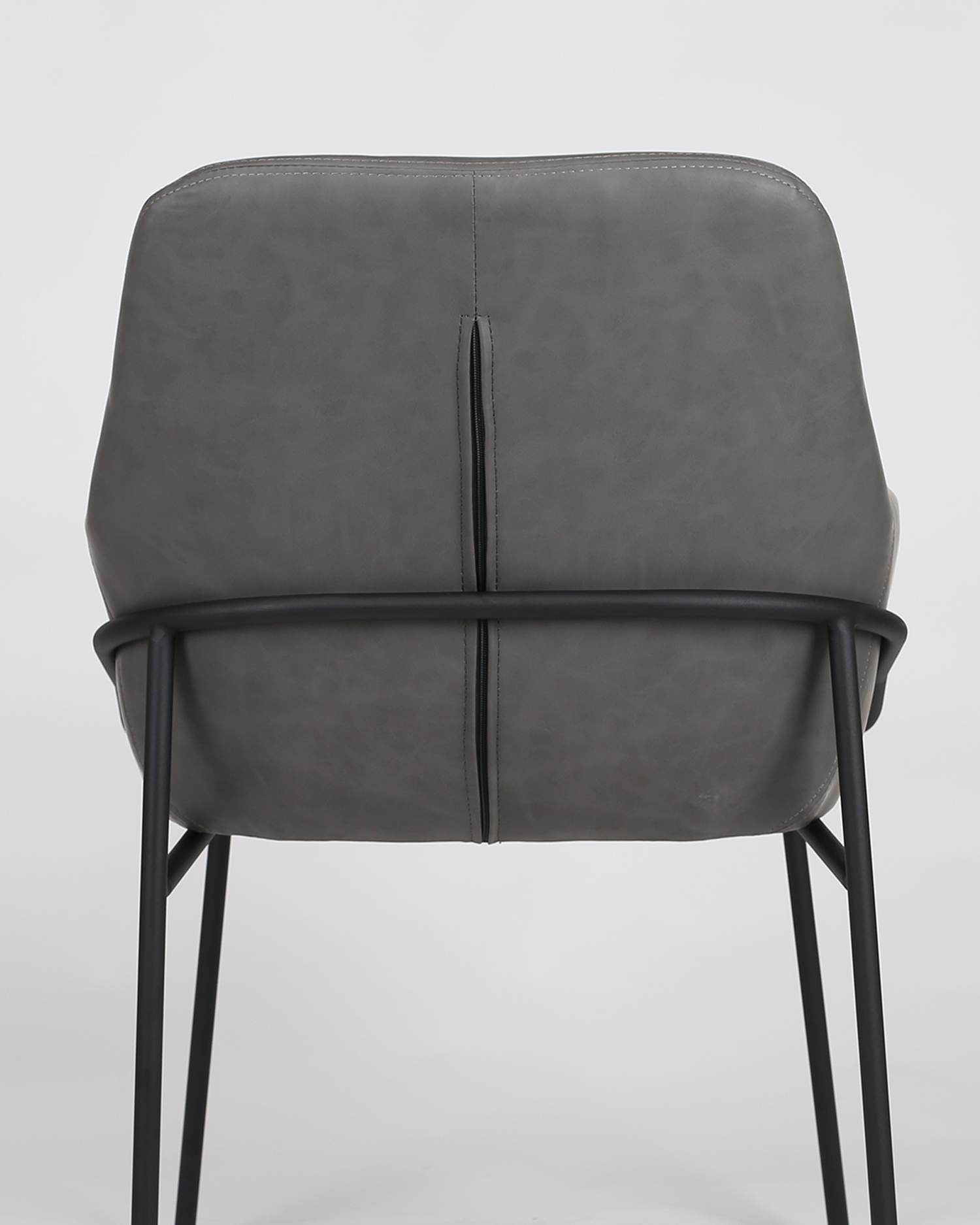 Kerusi makan kulit dengan lengan Kerusi makan kulit dengan lengan