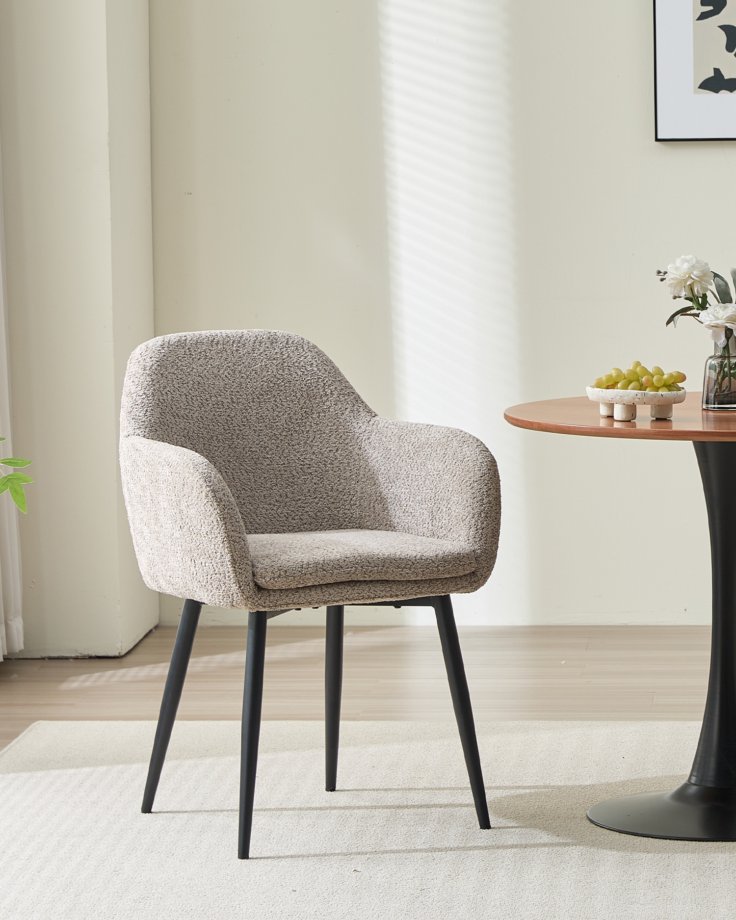 Kerusi makan kerusi ringan yang lembut Kerusi makan kerusi ringan yang lembut