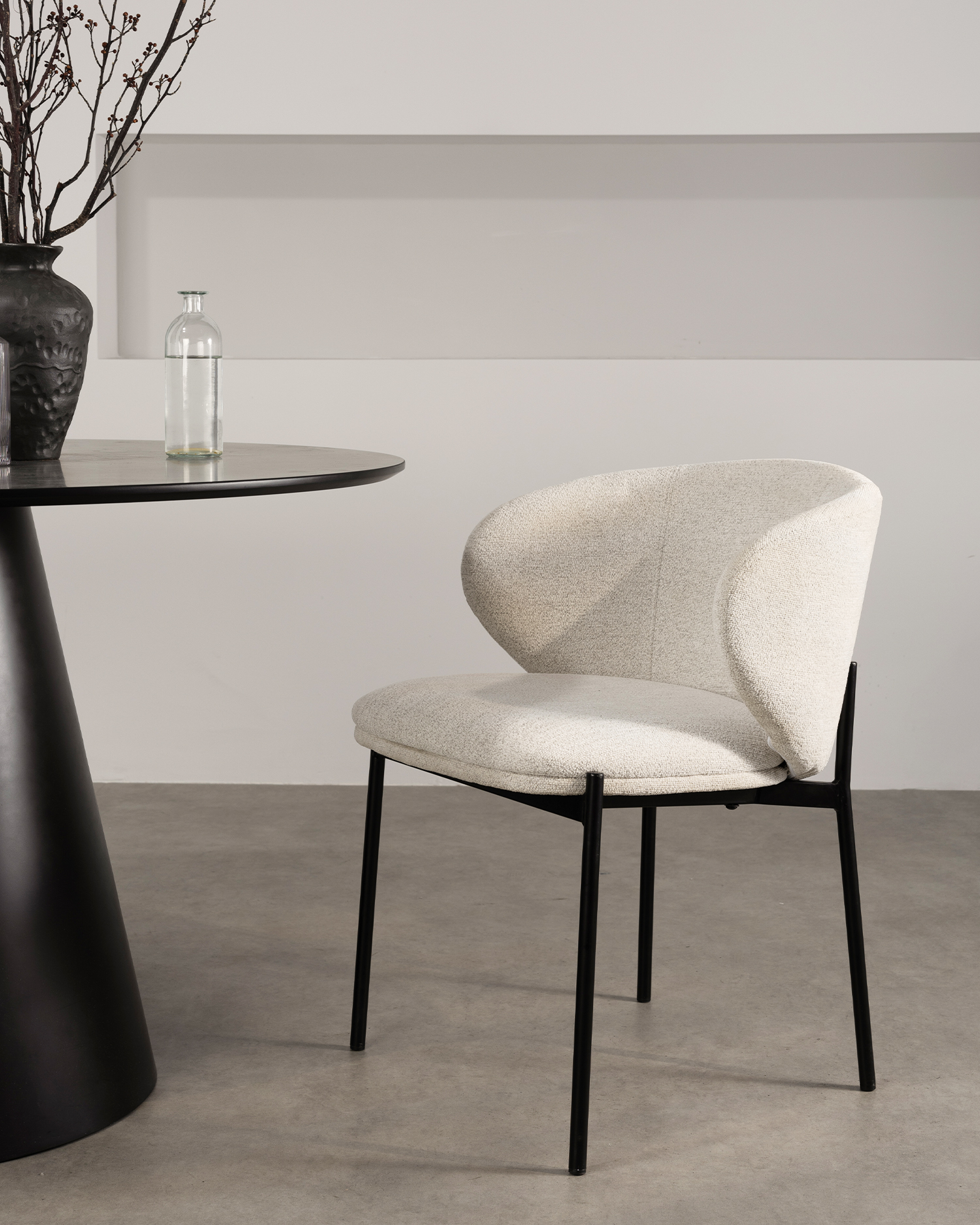 Kerusi makan empuk Kerusi makan empuk