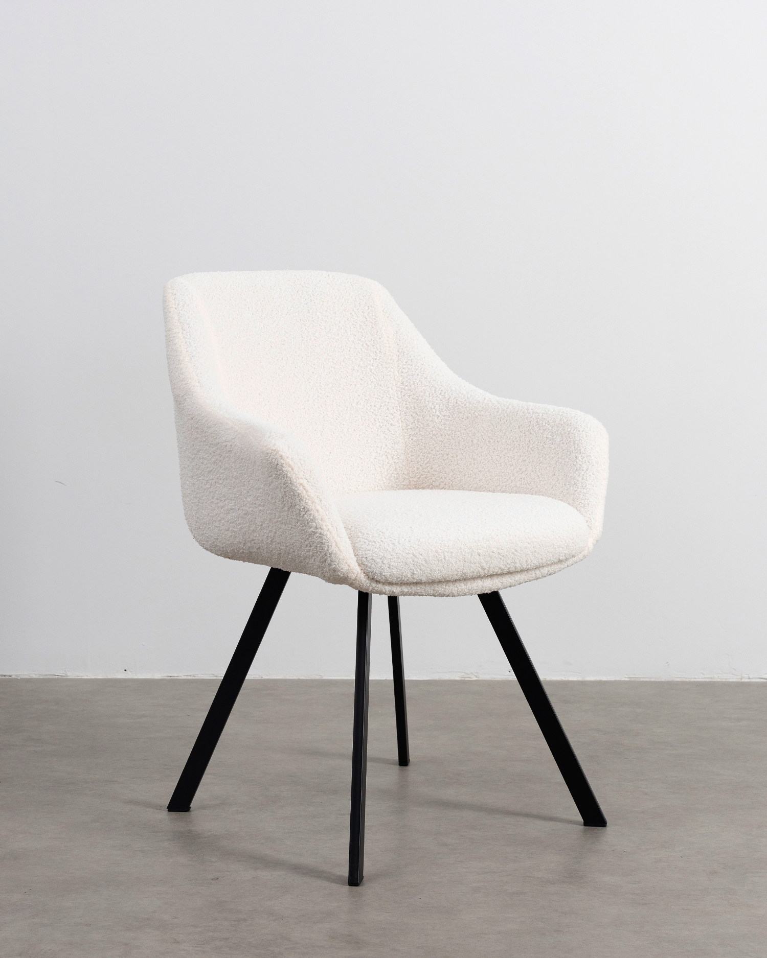 Kerusi makan upholster yang selesa Kerusi makan upholster yang selesa