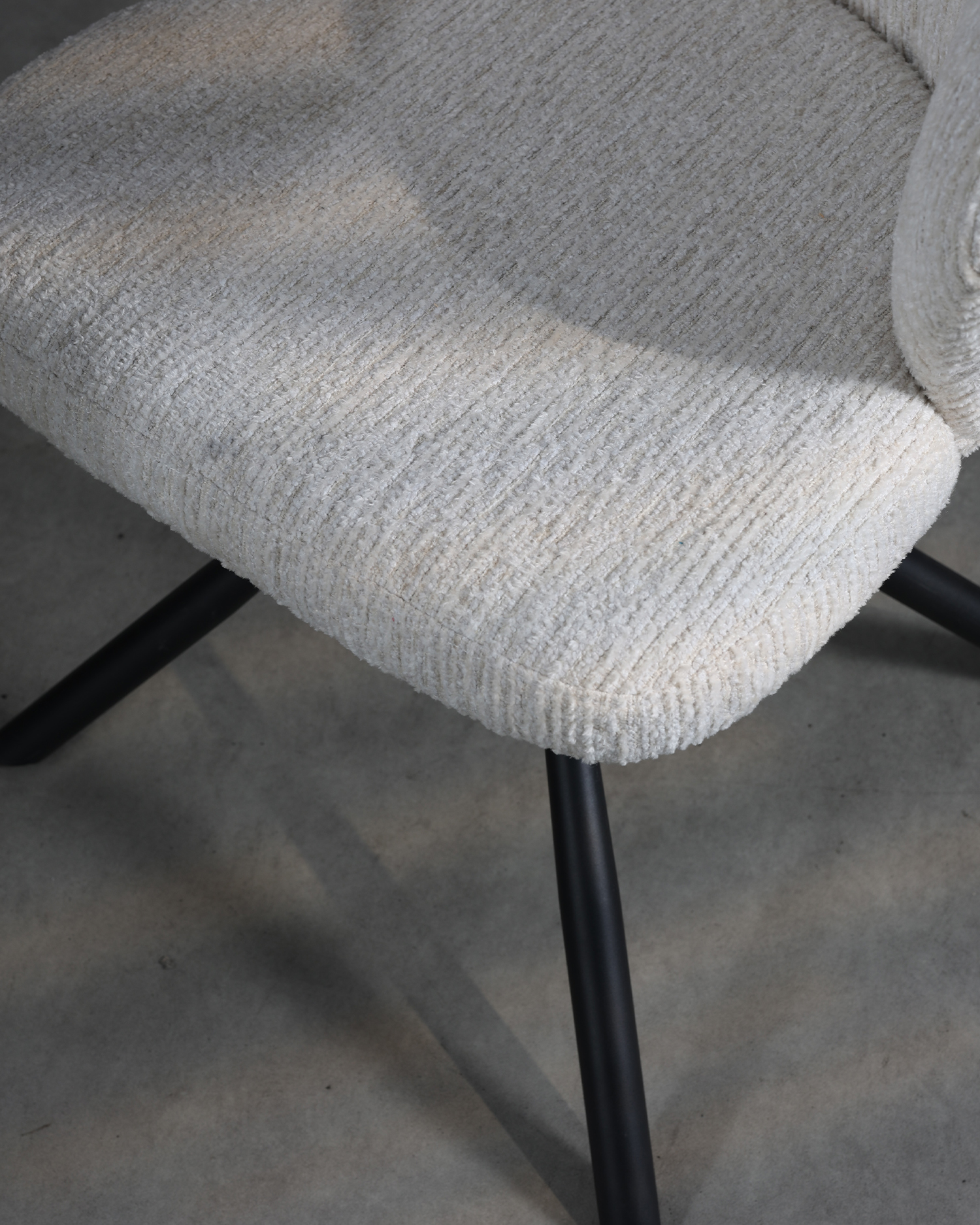 Kerusi ruang makan swivel putih Kerusi ruang makan swivel putih