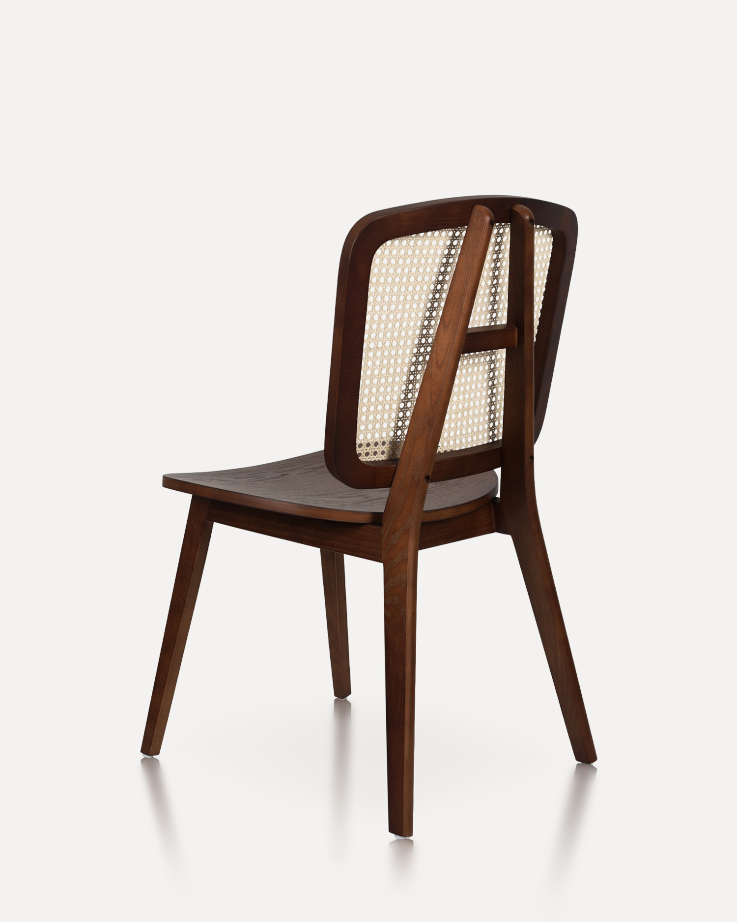 Rotan Vintage Back Wooden Chairs Rotan Vintage Back Wooden Chairs