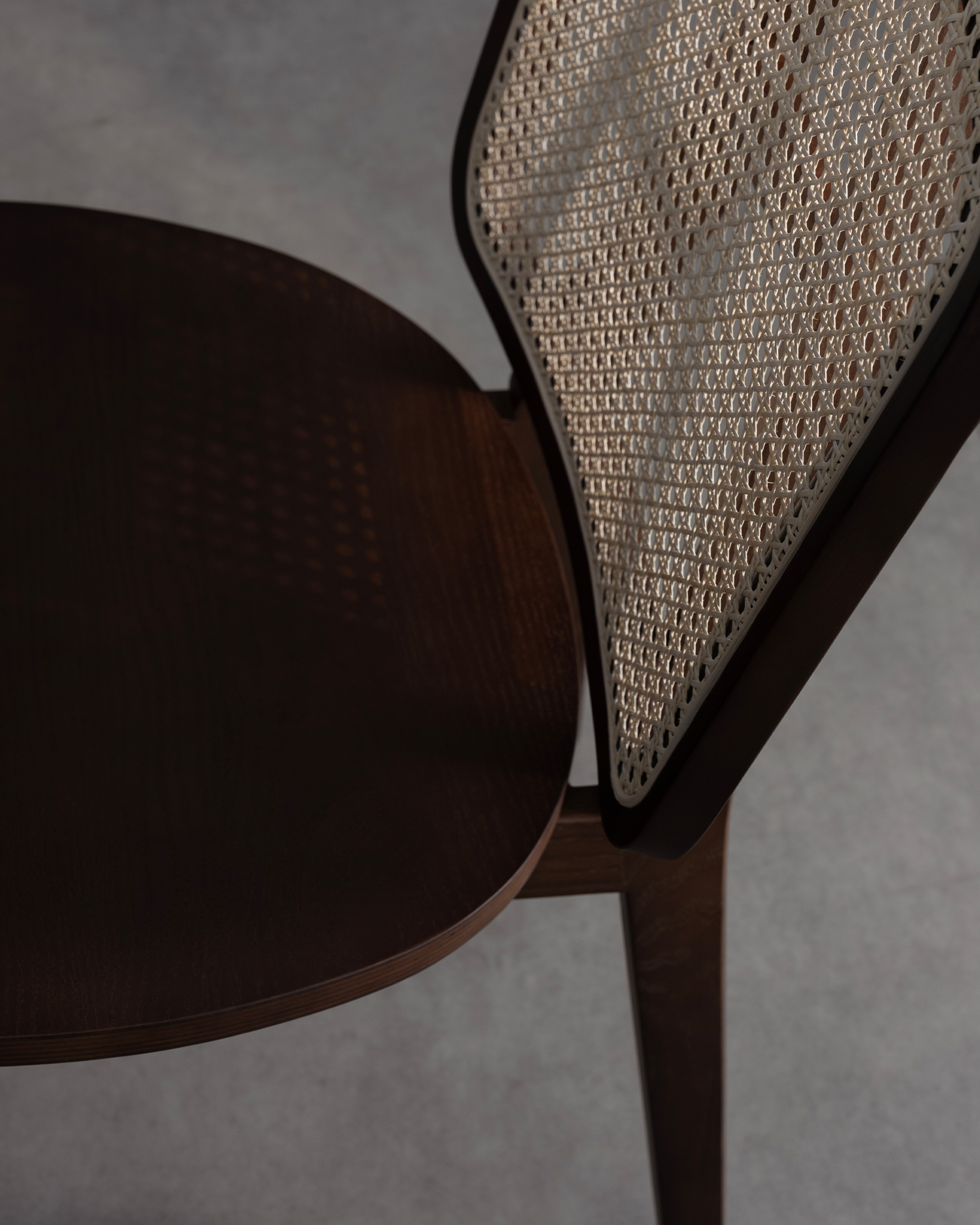 Rotan Vintage Back Wooden Chairs Rotan Vintage Back Wooden Chairs