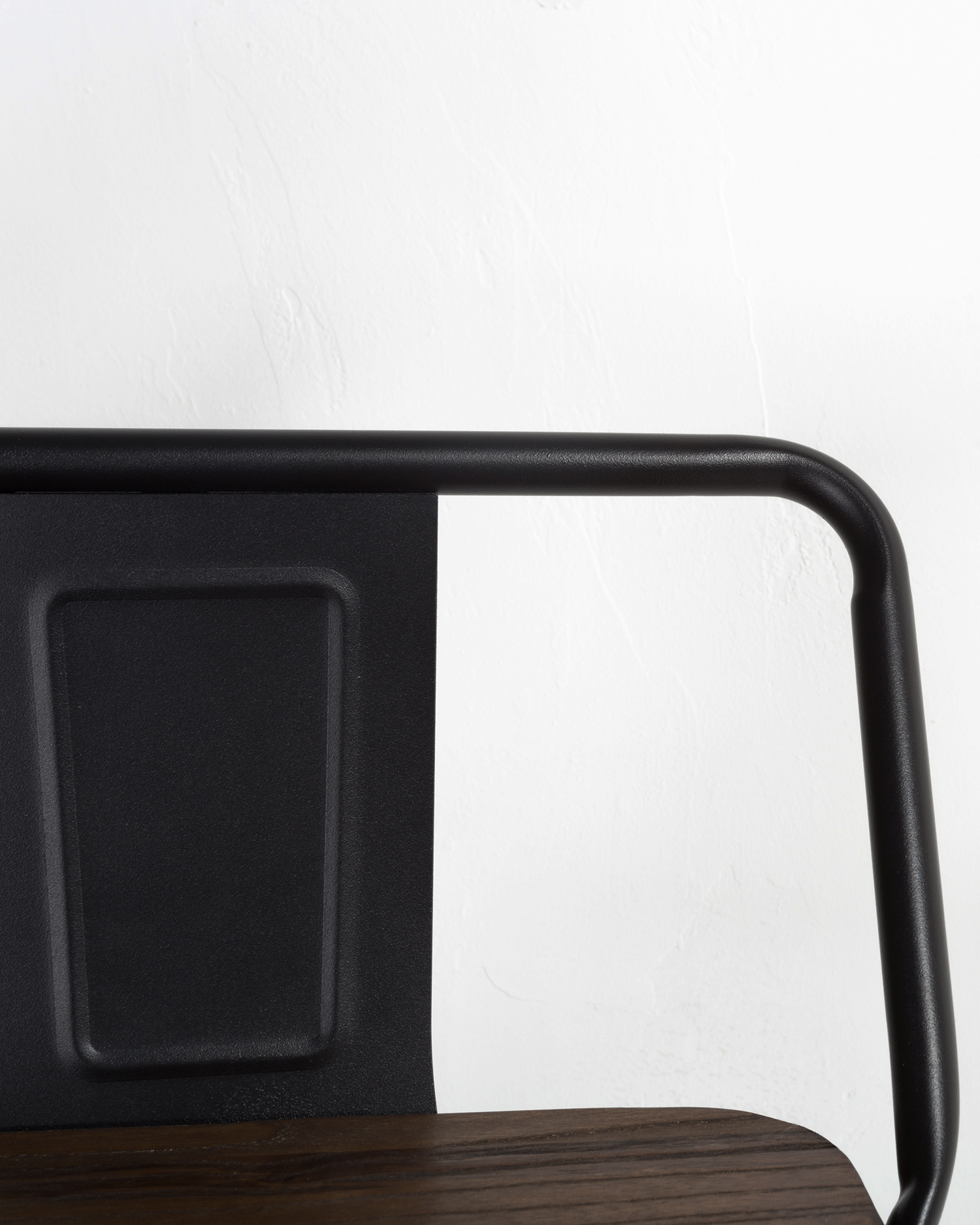 Kerusi reka bentuk teres desa Kerusi reka bentuk teres desa