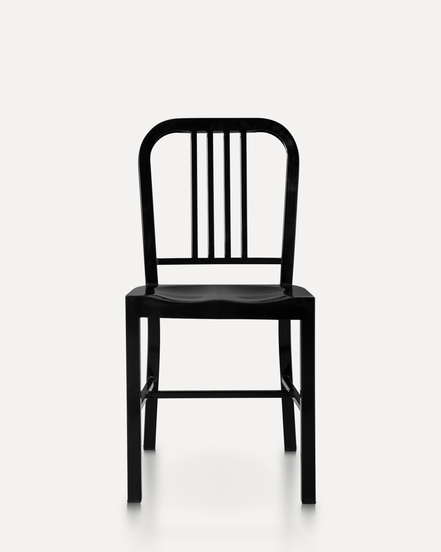 Kerusi Besi Reka Bentuk Abadi Kerusi Besi Reka Bentuk Abadi