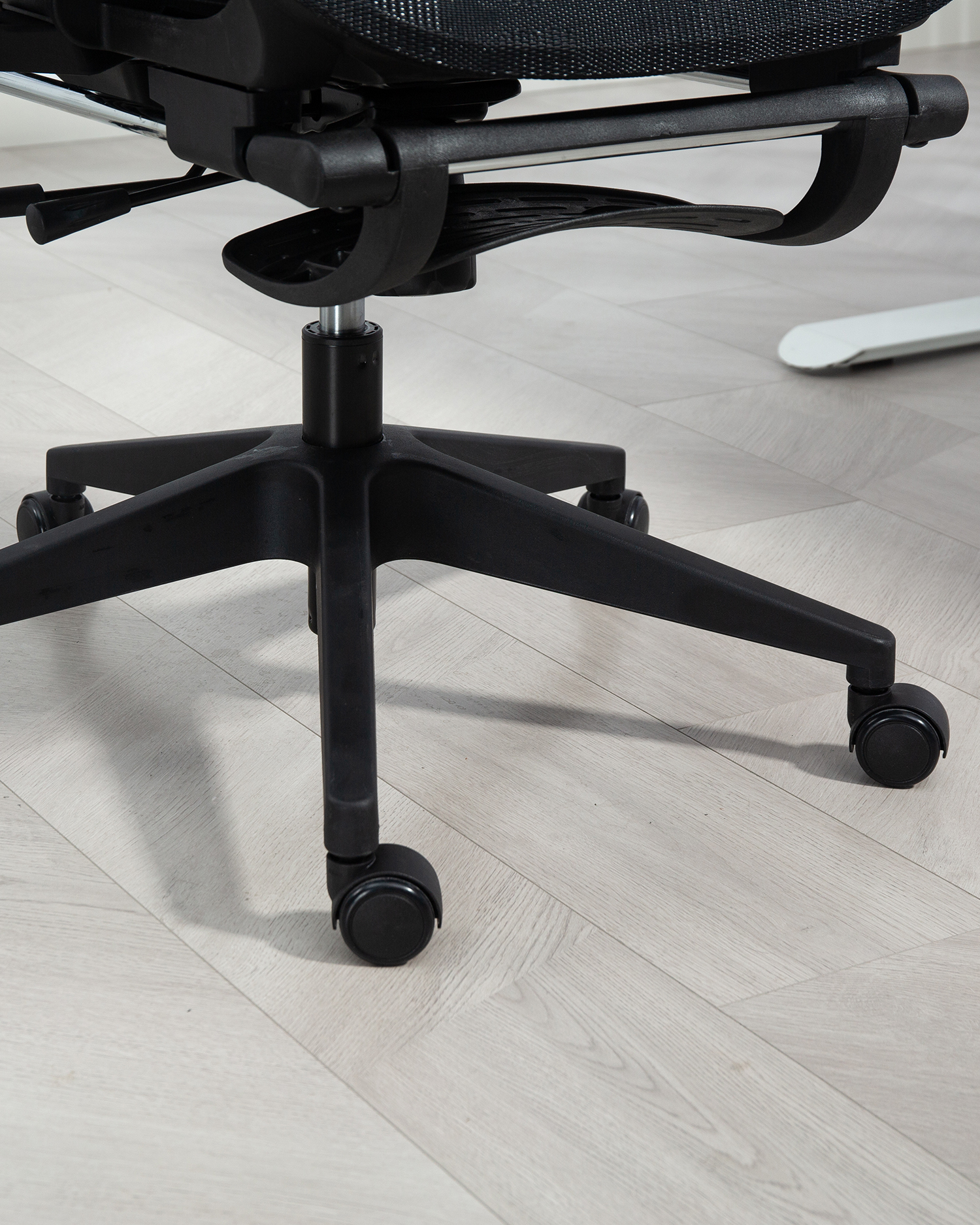 Reka bentuk kerusi pejabat ergonomik Reka bentuk kerusi pejabat ergonomik